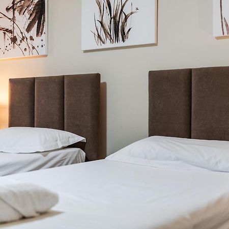 City Center Apartments By Kondo Stays Vlora Kültér fotó