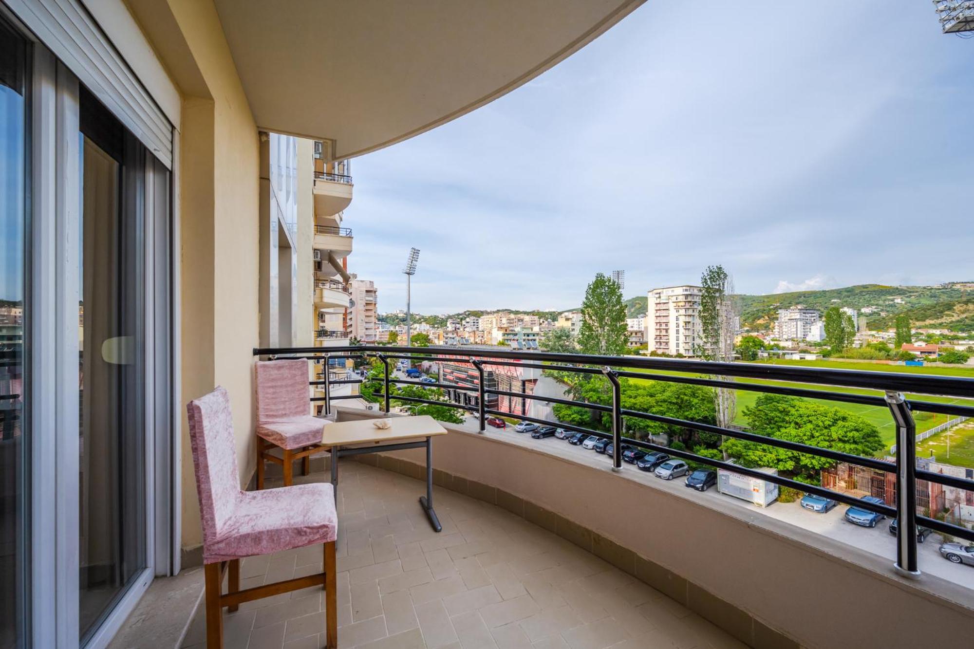 City Center Apartments By Kondo Stays Vlora Kültér fotó