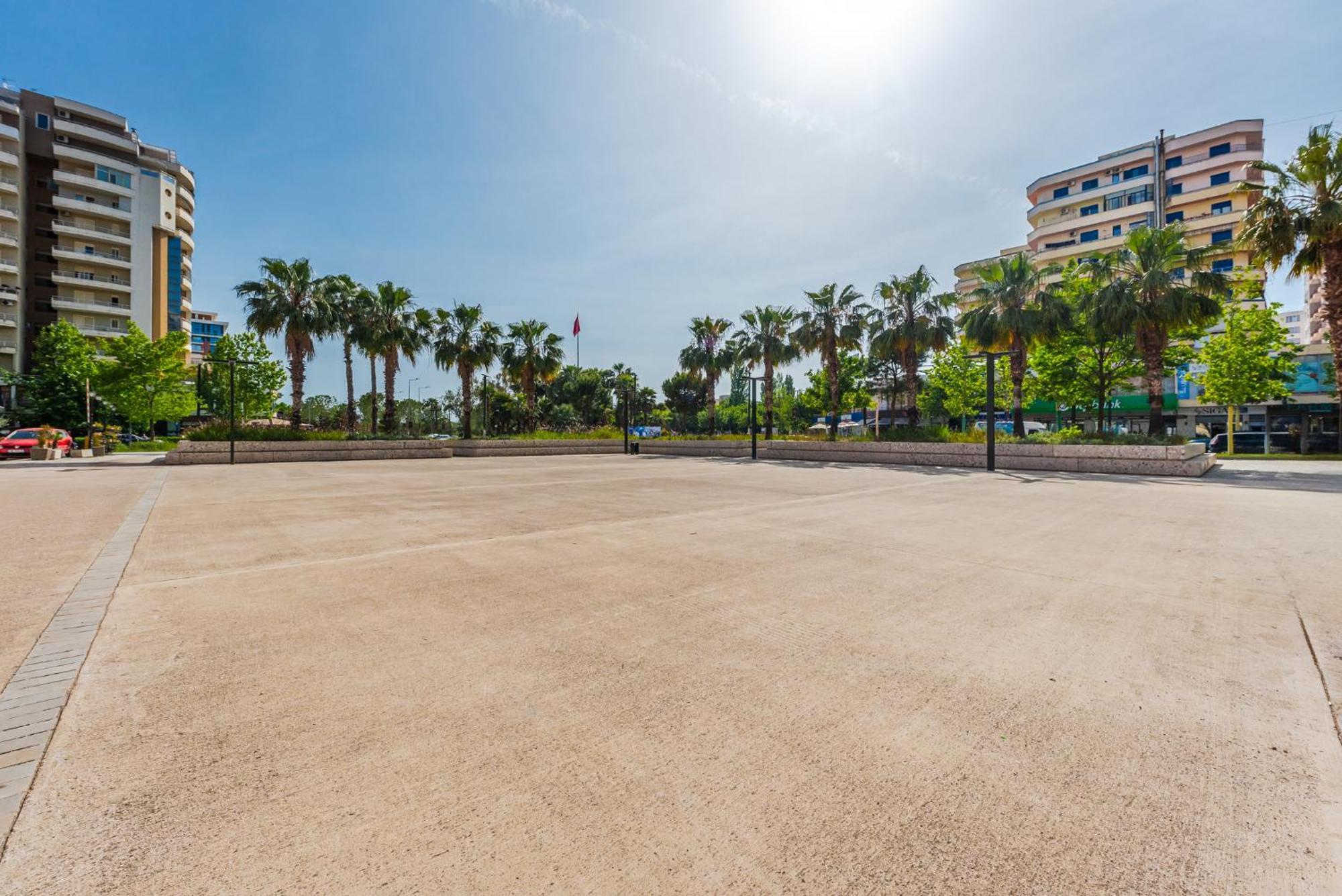 City Center Apartments By Kondo Stays Vlora Kültér fotó