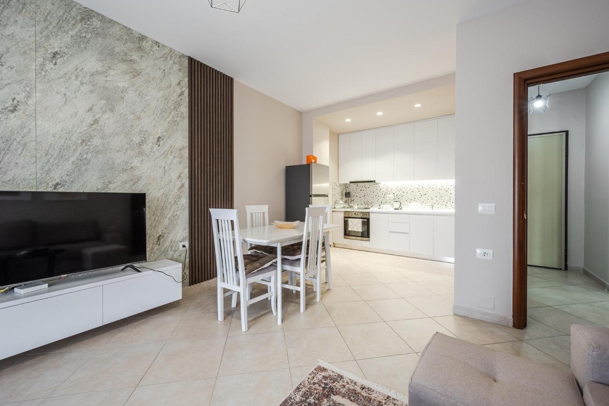 City Center Apartments By Kondo Stays Vlora Kültér fotó