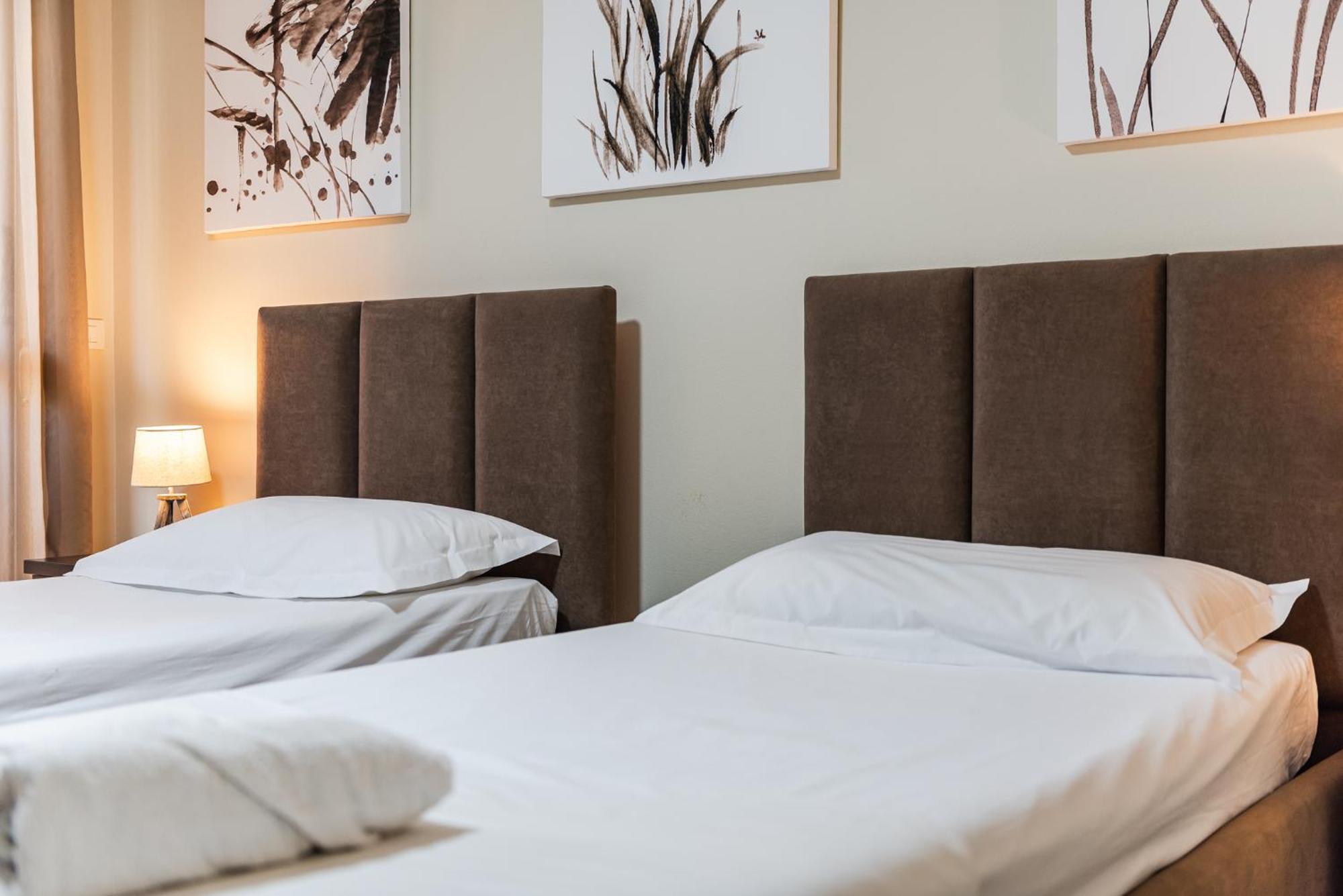 City Center Apartments By Kondo Stays Vlora Kültér fotó