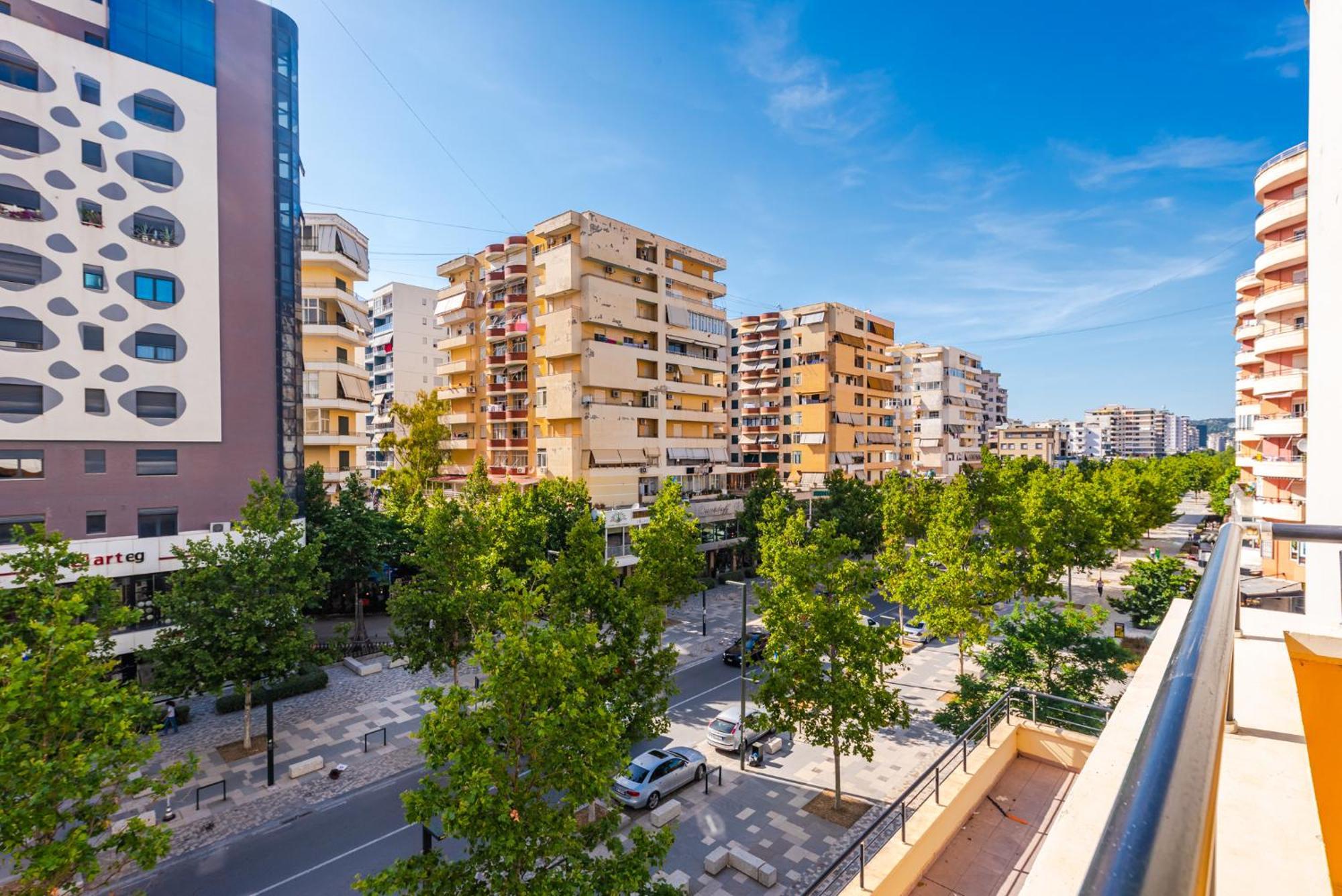 City Center Apartments By Kondo Stays Vlora Kültér fotó