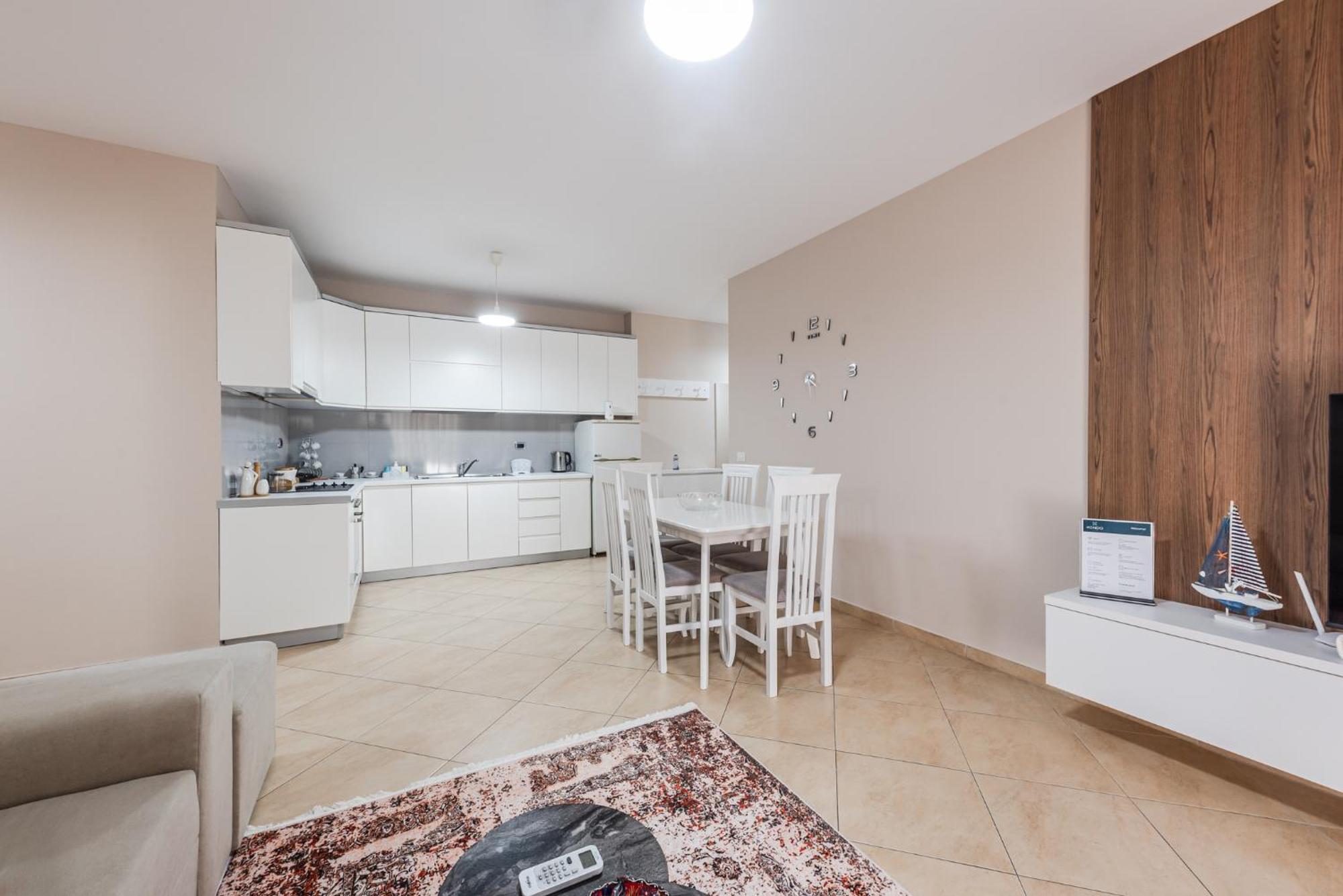 City Center Apartments By Kondo Stays Vlora Kültér fotó